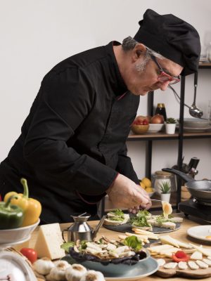 side-view-chef-cooking